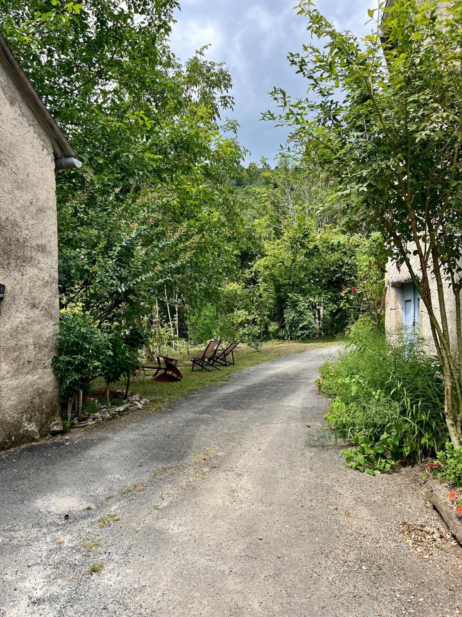 Parenthese En Foret - Lodge Baliveau Le Bez  Exteriér fotografie