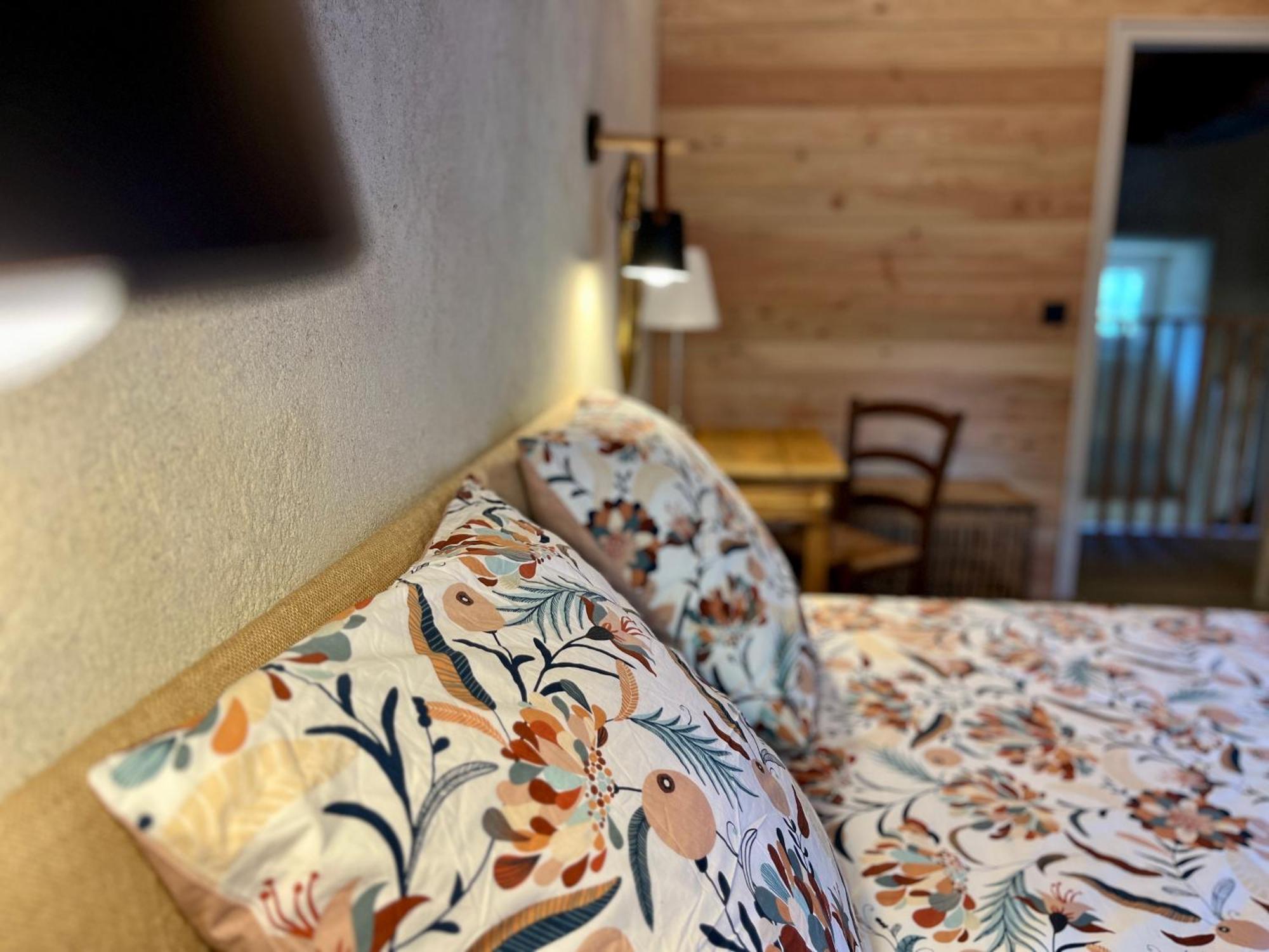 Parenthese En Foret - Lodge Baliveau Le Bez  Exteriér fotografie